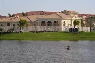 9247 Chambers St, Tamarac, FL 33321 - Photo 10