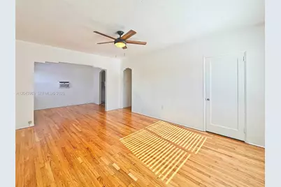 2102 SW 14 Ter #1466, Miami, FL 33145 - Photo 2