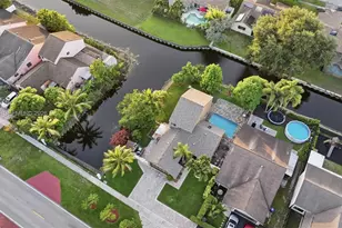 7919 NW 50th St, Lauderhill, FL 33351 - Photo 48