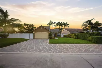7919 NW 50th St, Lauderhill, FL 33351 - Photo 54