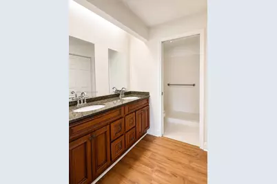 690 SE 22nd Ln, Homestead, FL 33033 - Photo 8