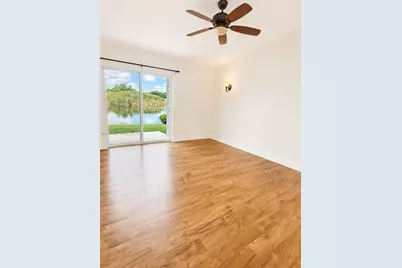 690 SE 22nd Ln, Homestead, FL 33033 - Photo 6