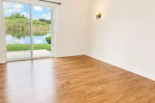 690 SE 22nd Ln, Homestead, FL 33033 - Photo 6