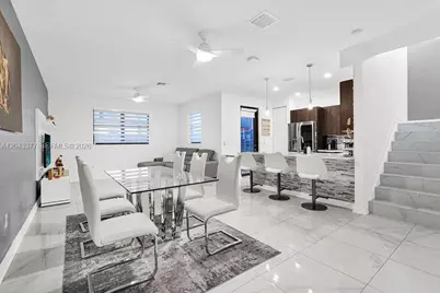 10533 NW 81st St, Doral, FL 33178 - Photo 6