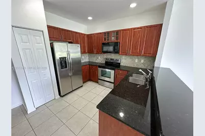 3595 NW 13th St #3595, Lauderhill, FL 33311 - Photo 2