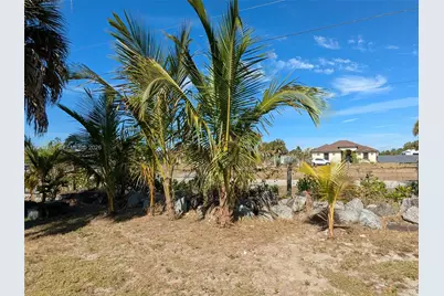 2830 NE 4th Ave, Naples, FL 34120 - Photo 18
