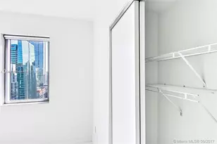 1060 Brickell Ave, Miami, FL 33131 - Photo 14