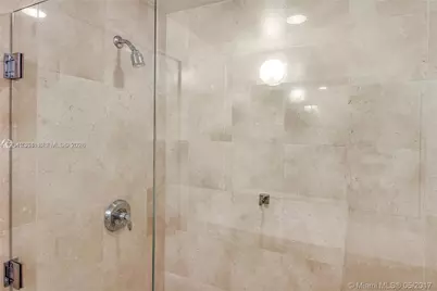 1060 Brickell Ave #2911, Miami, FL 33131 - Photo 16