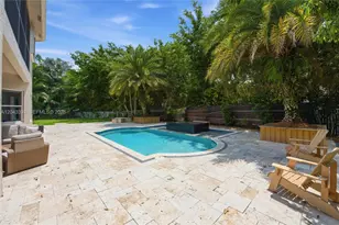 1585 Victoria Isle Way, Weston, FL 33327 - Photo 2