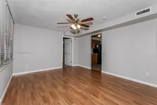 11823 Dahlia Dr, Royal Palm Beach, FL 33411 - Photo 4