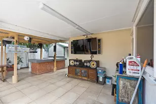 910 SW 140th Ave, Miami, FL 33184 - Photo 46
