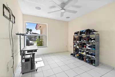 910 SW 140th Ave, Miami, FL 33184 - Photo 28