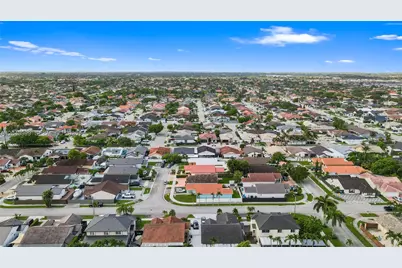 910 SW 140th Ave, Miami, FL 33184 - Photo 76
