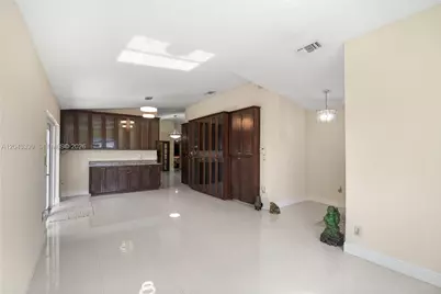 910 SW 140th Ave, Miami, FL 33184 - Photo 14