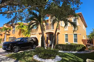 15561 SW 31st Ln, Miami, FL 33185 - Photo 2