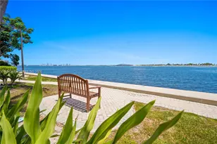 2451 Brickell Ave, Miami, FL 33129 - Photo 32