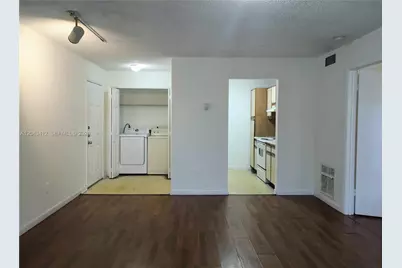 4241 W McNab Rd #27, Pompano Beach, FL 33069 - Photo 4