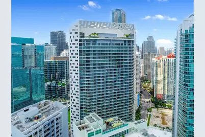 1300 Brickell Bay Dr #1806, Miami, FL 33131 - Photo 18