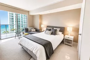 1300 Brickell Bay Dr, Miami, FL 33131 - Photo 2