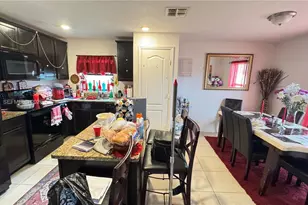 1012 Wynnmere Walk Ave, Other City - In The State Of Florida, FL 33570 - Photo 2