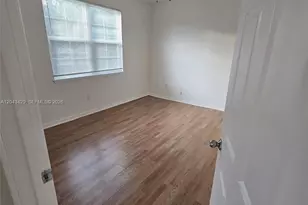 6413 Astor Village Ave, Orlando, FL 32835 - Photo 12