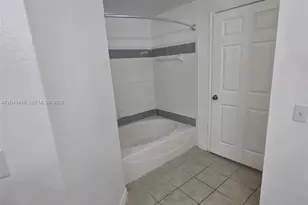 6413 Astor Village Ave, Orlando, FL 32835 - Photo 10