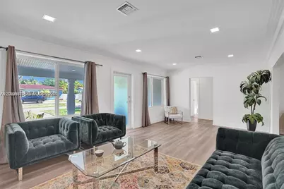 630 NE 52nd Ter, Miami, FL 33137 - Photo 8