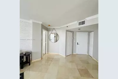 3600 Mystic Pointe Dr #1401, Aventura, FL 33180 - Photo 8