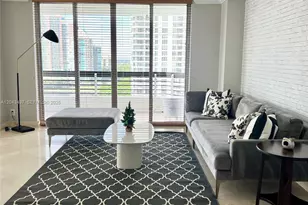 3600 Mystic Pointe Dr, Aventura, FL 33180 - Photo 4
