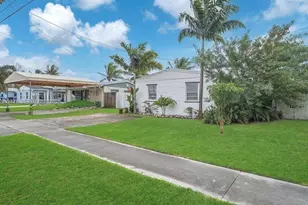 2718 Sherman St, Hollywood, FL 33020 - Photo 22