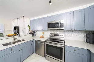 11101 NW 83rd St, Doral, FL 33178 - Photo 4
