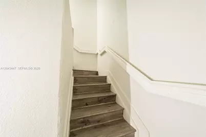 11101 NW 83rd St #201, Doral, FL 33178 - Photo 8
