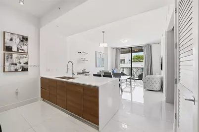301 Altara Ave #UPH1005, Coral Gables, FL 33146 - Photo 2