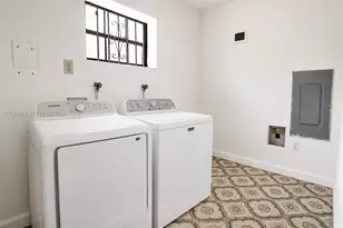 1000 NW 47th St, Miami, FL 33127 - Photo 16