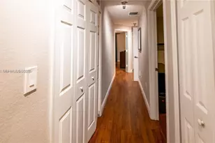 11002 NW 83rd St, Doral, FL 33178 - Photo 14