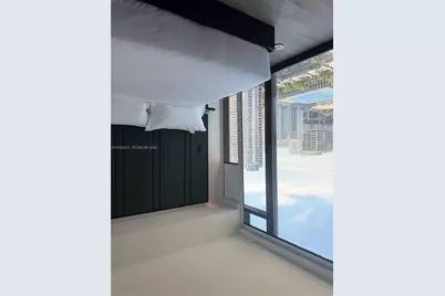 20 NE 11th St #2409, Miami, FL 33132 - Photo 6