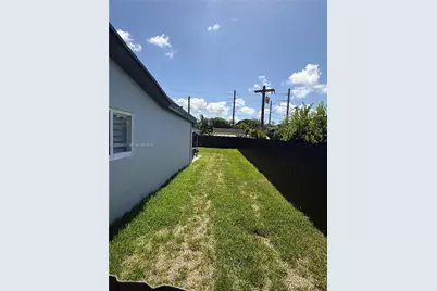 225 SW 76th Ct #227, Miami, FL 33144 - Photo 10