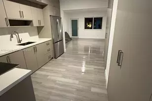 225 SW 76th Ct, Miami, FL 33144 - Photo 2