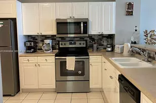 17050 N Bay Rd, Sunny Isles Beach, FL 33160 - Photo 14