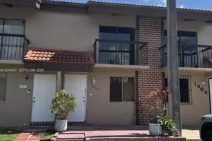 1819 SW 107th Ave, Miami, FL 33165 - Photo 2