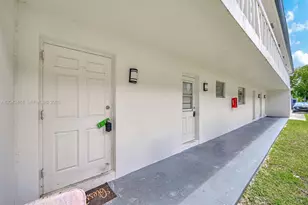 861 SW 74th Terrace, North Lauderdale, FL 33068 - Photo 26