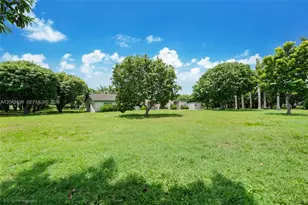 8000 SW 184th St, Cutler Bay, FL 33157 - Photo 12