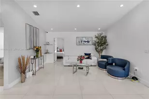 13261 SW 204th St, Miami, FL 33177 - Photo 14