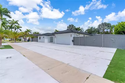 13261 SW 204th St, Miami, FL 33177 - Photo 2
