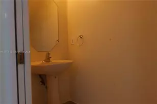 8220 SW 25th Ct, Miramar, FL 33025 - Photo 14