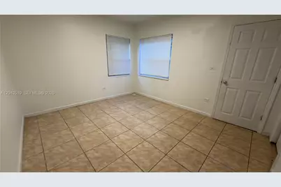 808 84th St #810, Miami Beach, FL 33141 - Photo 18