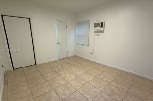 808 84th St, Miami Beach, FL 33141 - Photo 12