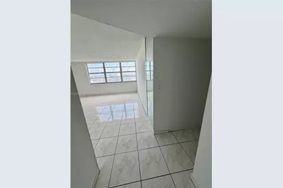 1351 NE Miami Gardens Dr #1215E, Miami, FL 33179 - Photo 2