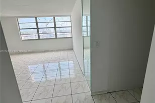 1351 NE Miami Gardens Dr, Miami, FL 33179 - Photo 2