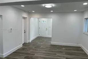 261 NW 49th St, Miami, FL 33127 - Photo 18
